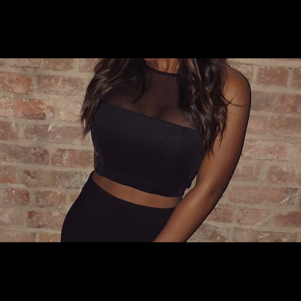 Black Crop Top